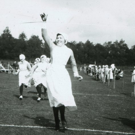 Nurses' Race, Gartloch Sports Day 1928 (HB1/9/1337) Nurses' Race, Gartloch Sports Day 1928 (HB1/9/1337) | Image courtesy of NHS Greater Glasgow and Clyde Archives