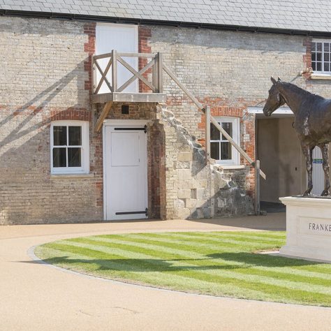 Kings Yard, Newmarket. Kings Yard, Newmarket. | Image courtesy of the National Heritage Centre for Horseracing and Sporting Art