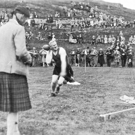 Highland Games, Oban 1950 | Am Baile