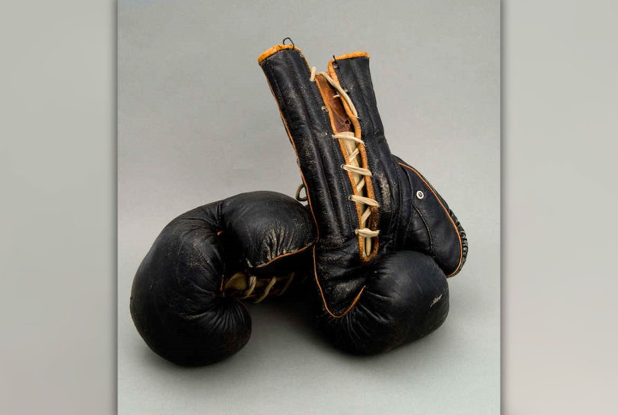 David 'Dai' Dower's boxing gloves | Cynon Valley Museum Trust